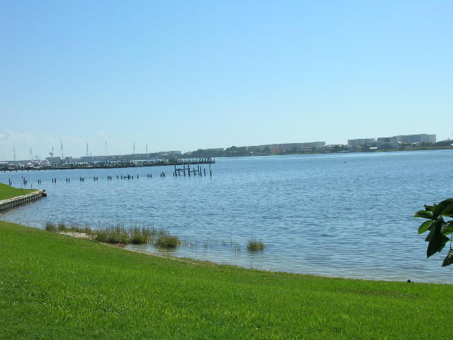 FOUNTAINHEAD CONDO - Residential Lease
