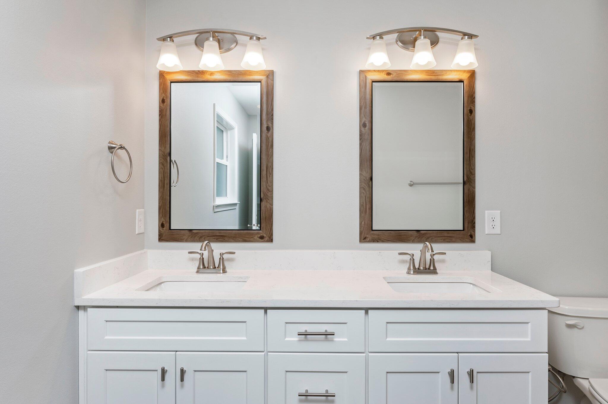 GARDEN CITY - Residential