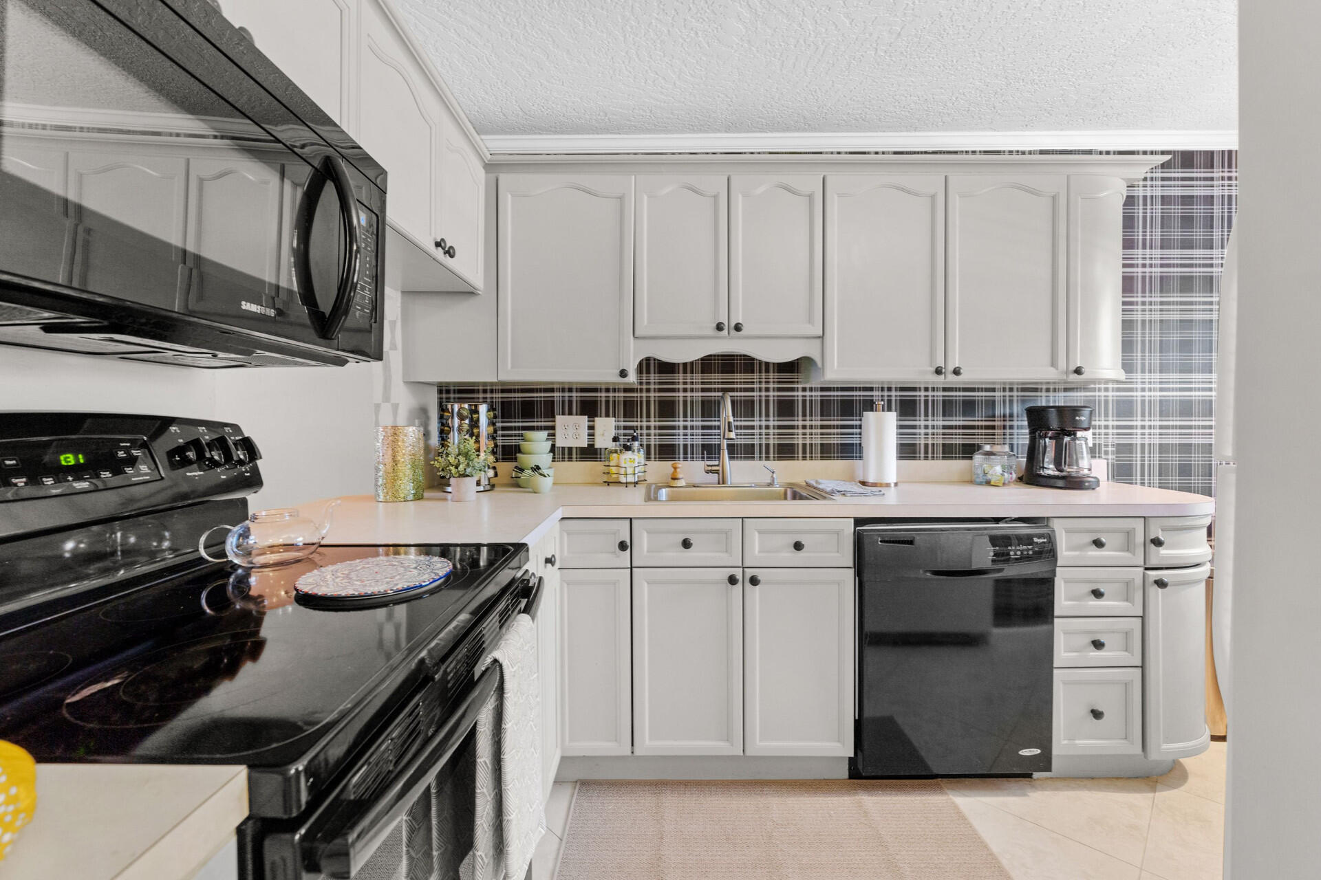 CENTURY PARK WEST - Residential