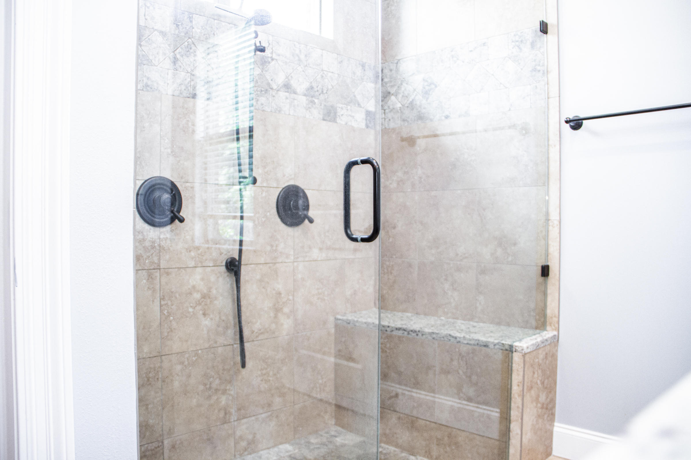 MAGNOLIA WOODS - Residential Lease