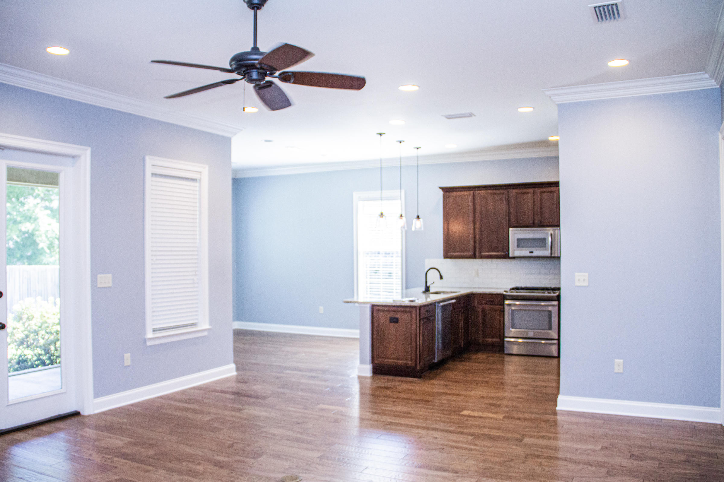 MAGNOLIA WOODS - Residential Lease