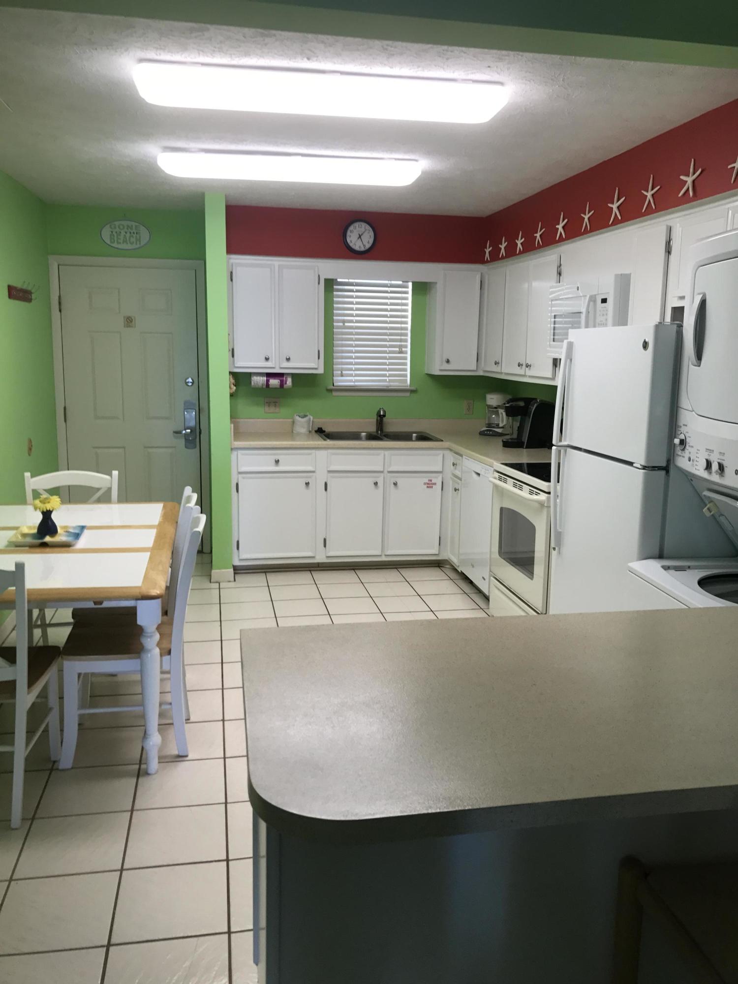 BEACHSIDE CONDO AT SEAGROVE - Residential