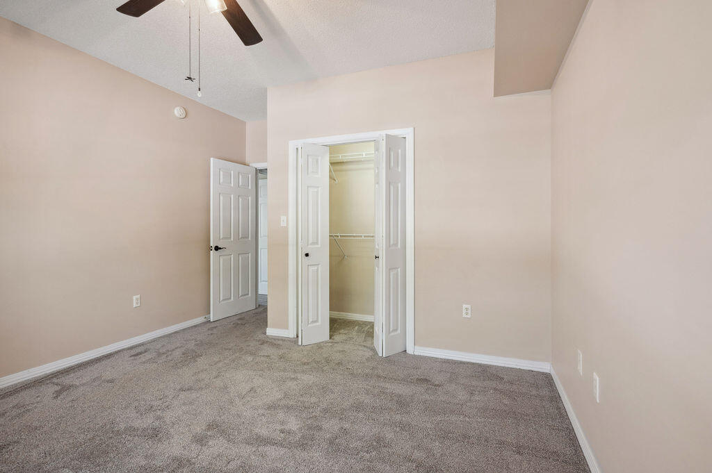 THE OAKS AT NICEVILLE - Residential