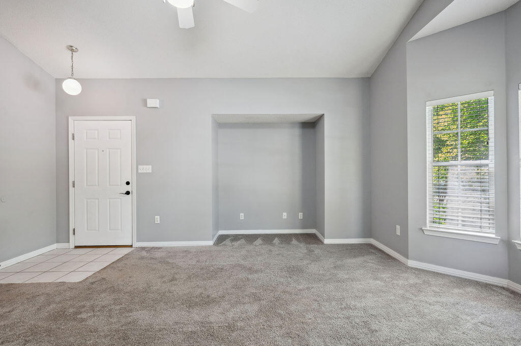 THE OAKS AT NICEVILLE - Residential