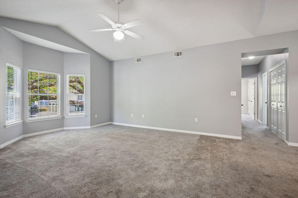 THE OAKS AT NICEVILLE - Residential