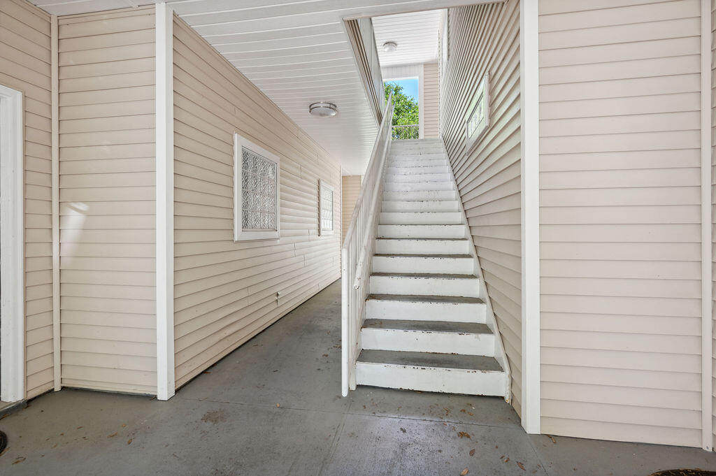 THE OAKS AT NICEVILLE - Residential