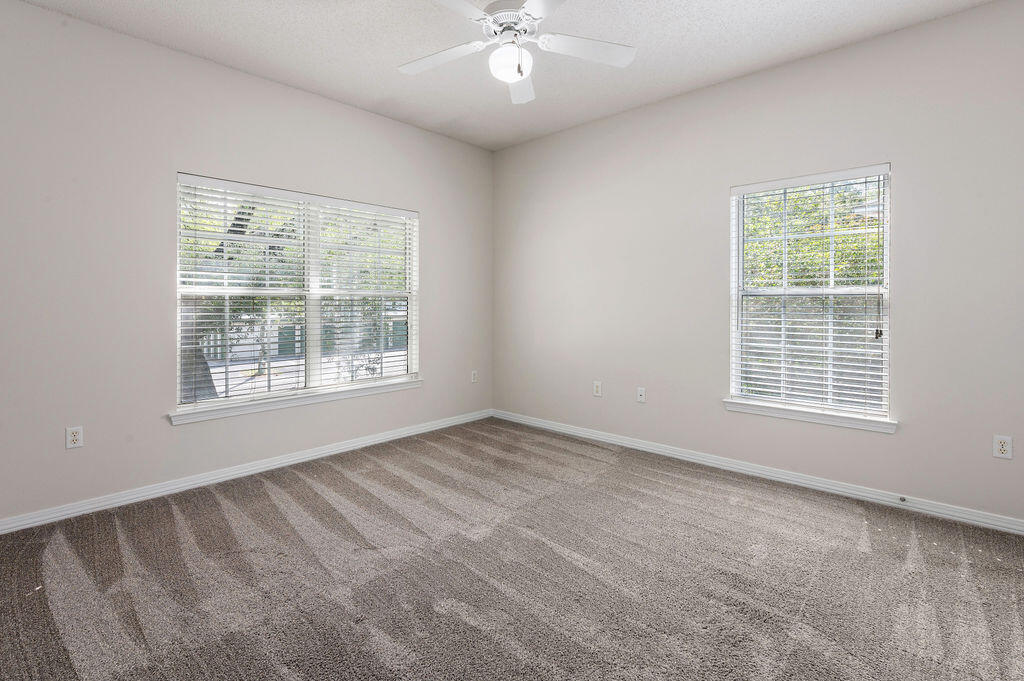 THE OAKS AT NICEVILLE - Residential