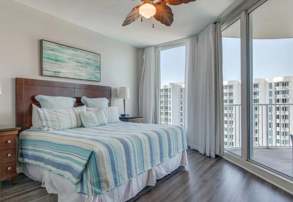 THE PALMS OF DESTIN - Residential