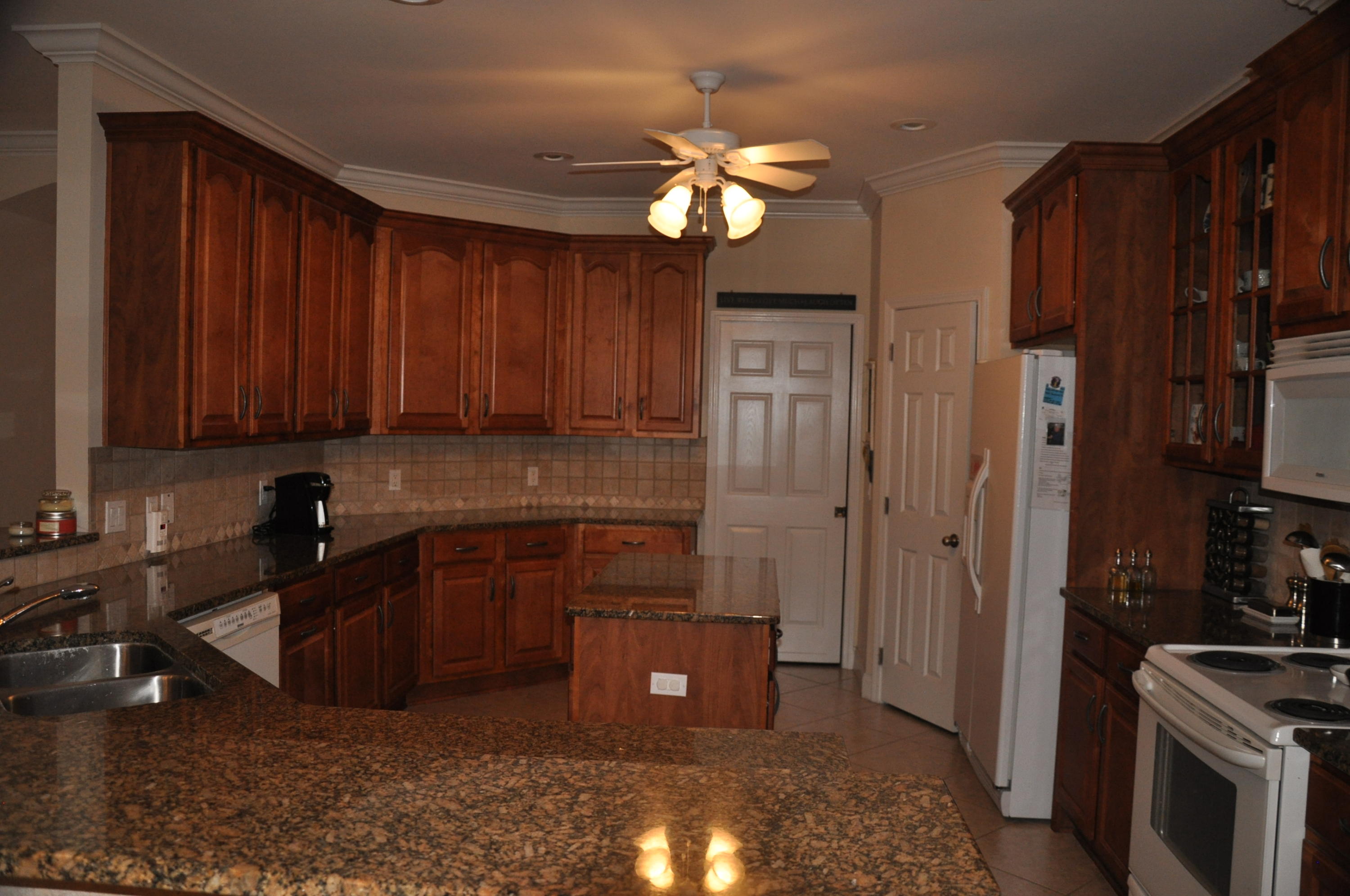 TURNBERRY PLACE - Residential