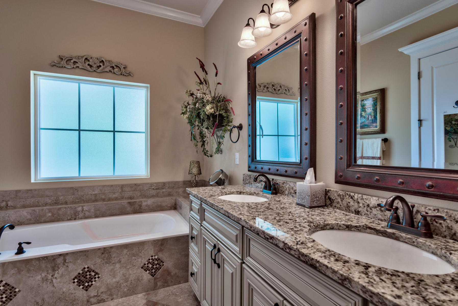 FRANGISTA BEACH - Residential Lease