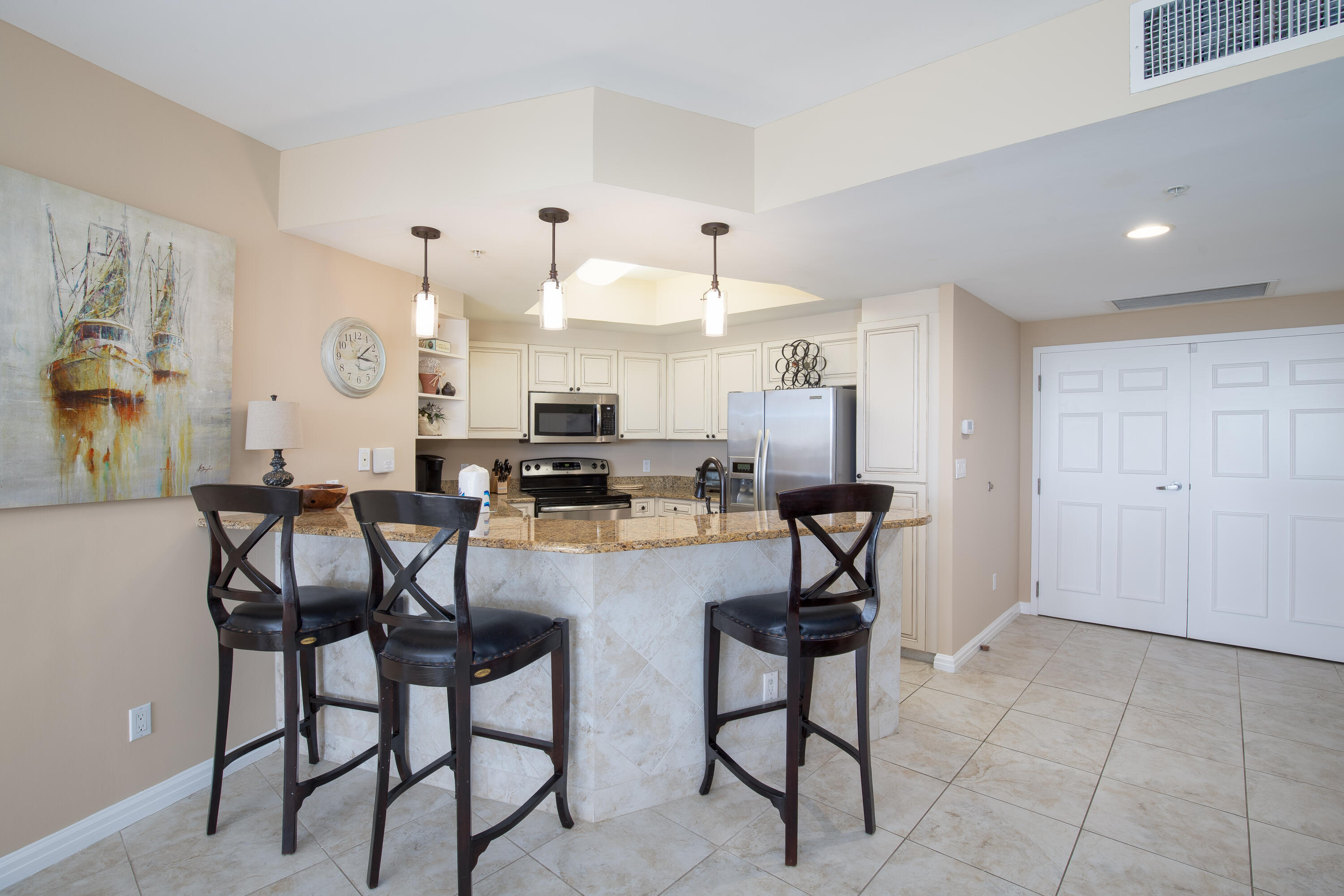 ST. MAARTEN AT SILVER SHELLS - Residential