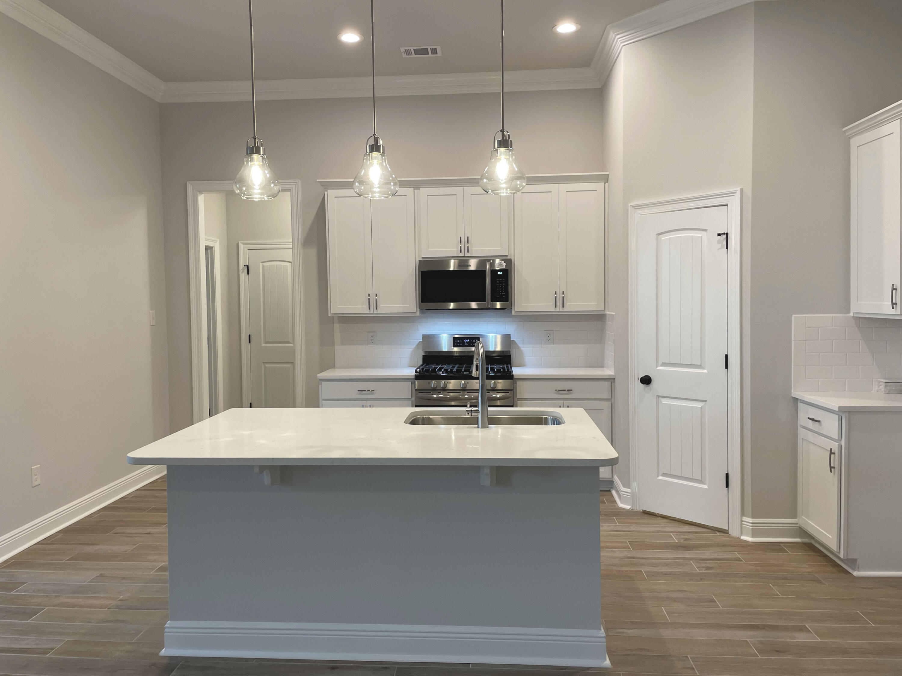 THE BLUFFS AT LAFAYETTE - Residential