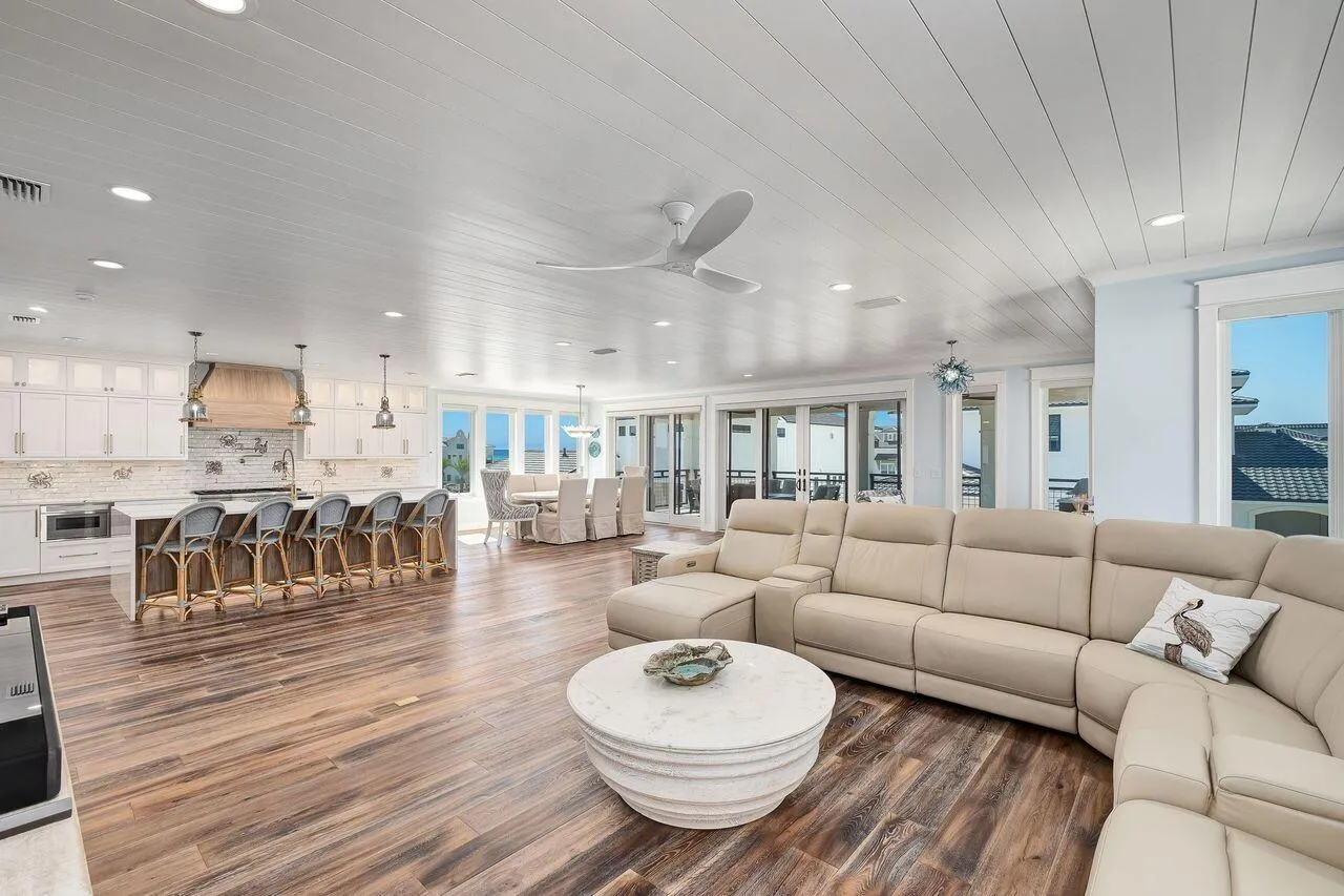 Mexico Beach, Florida 32456, United States, 5 Bedrooms Bedrooms, ,4 BathroomsBathrooms,Residential,Active,42764