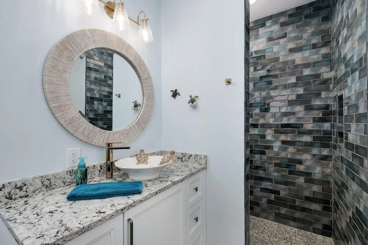 Mexico Beach, Florida 32456, United States, 5 Bedrooms Bedrooms, ,4 BathroomsBathrooms,Residential,Active,42764