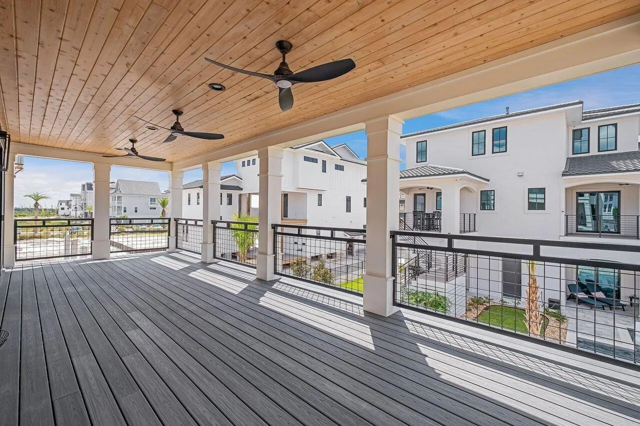 Mexico Beach, Florida 32456, United States, 5 Bedrooms Bedrooms, ,4 BathroomsBathrooms,Residential,Active,42764