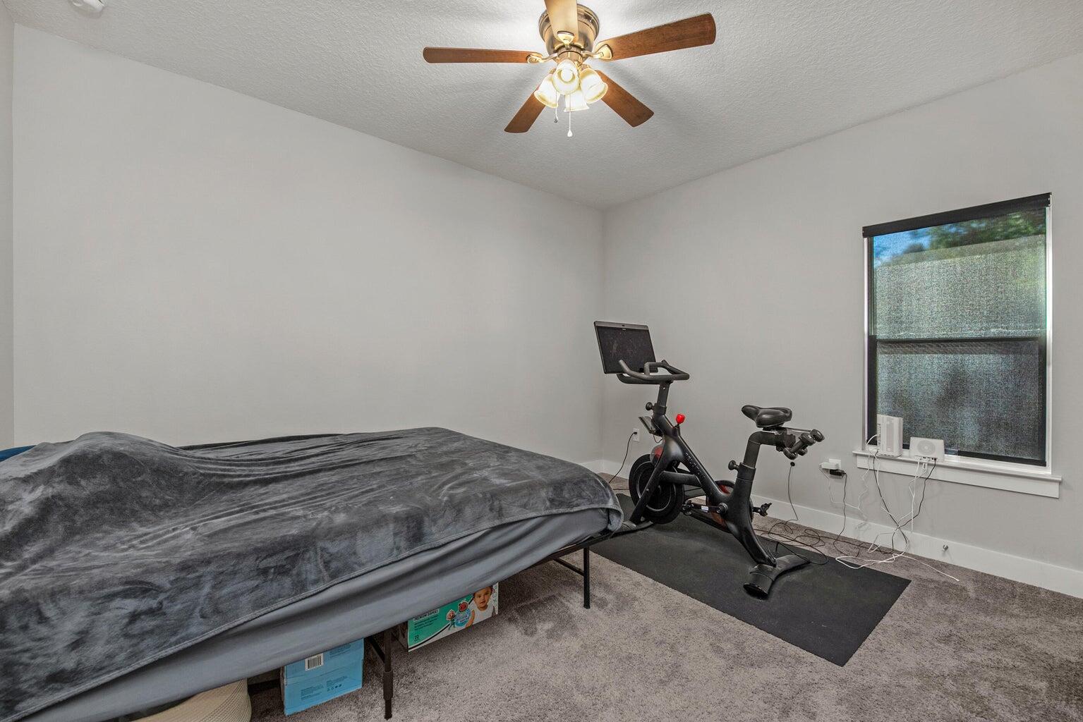 PINNACLE POINT - Residential Lease