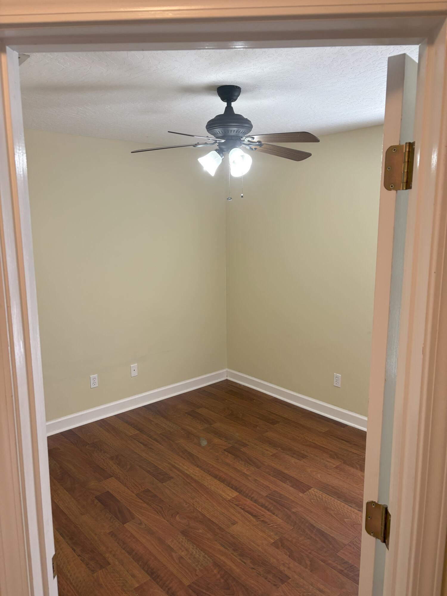 SEASHORE VILLAGE - Residential Lease