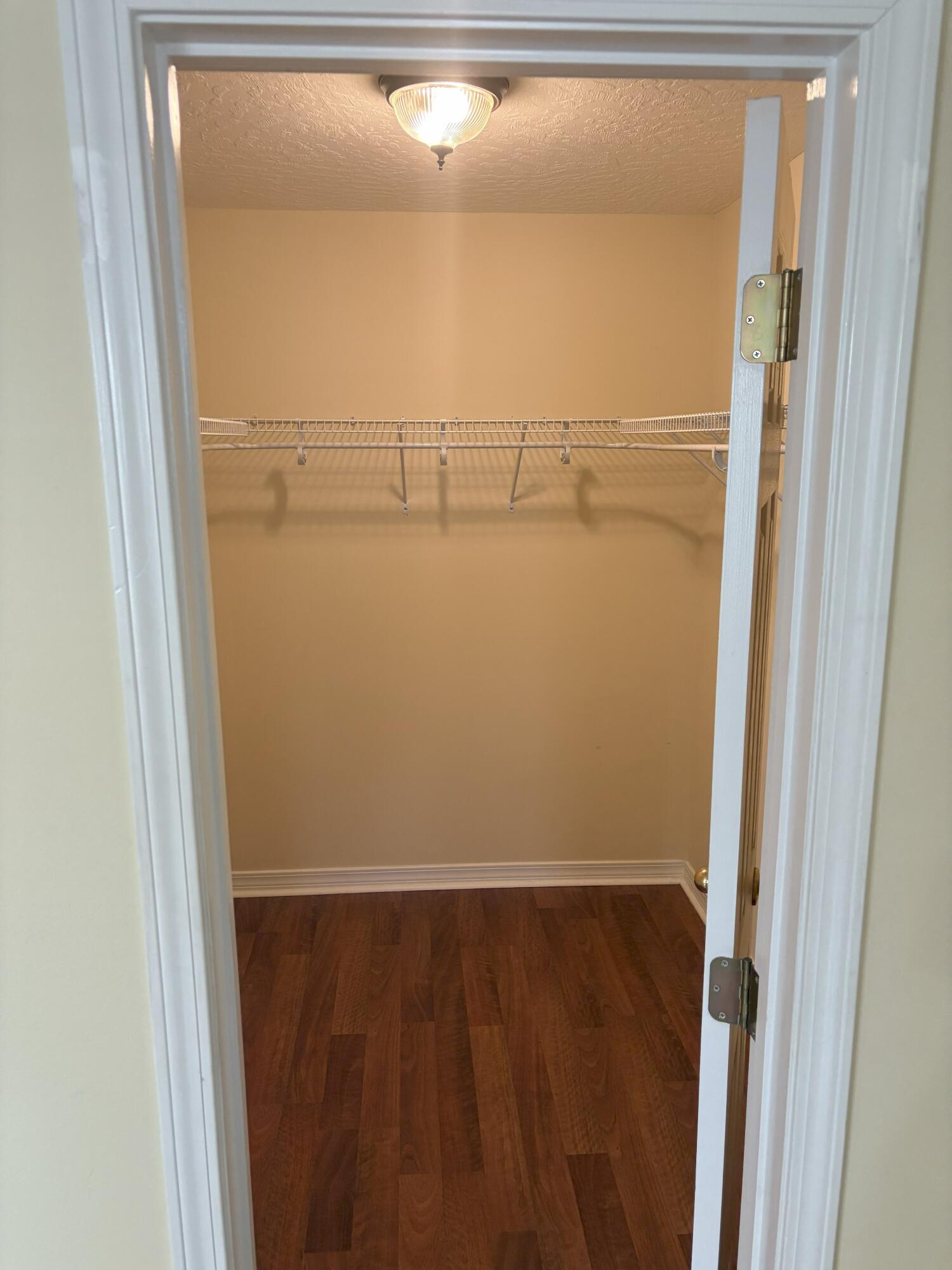 SEASHORE VILLAGE - Residential Lease