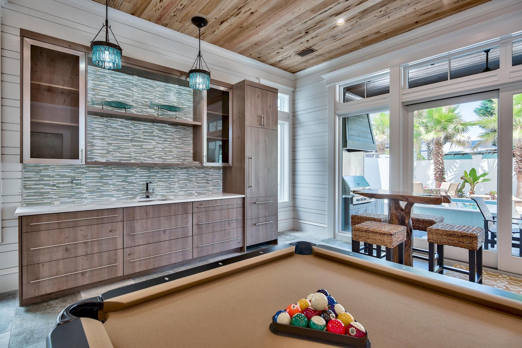 FRANGISTA BEACH 1ST ADDN - Residential