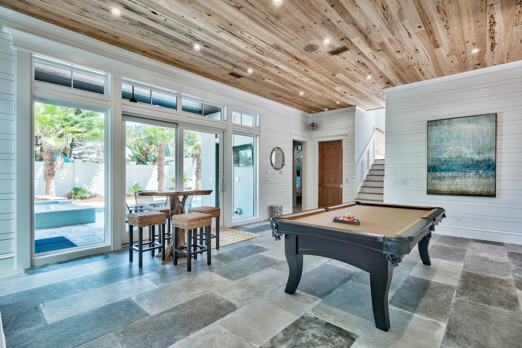 FRANGISTA BEACH 1ST ADDN - Residential