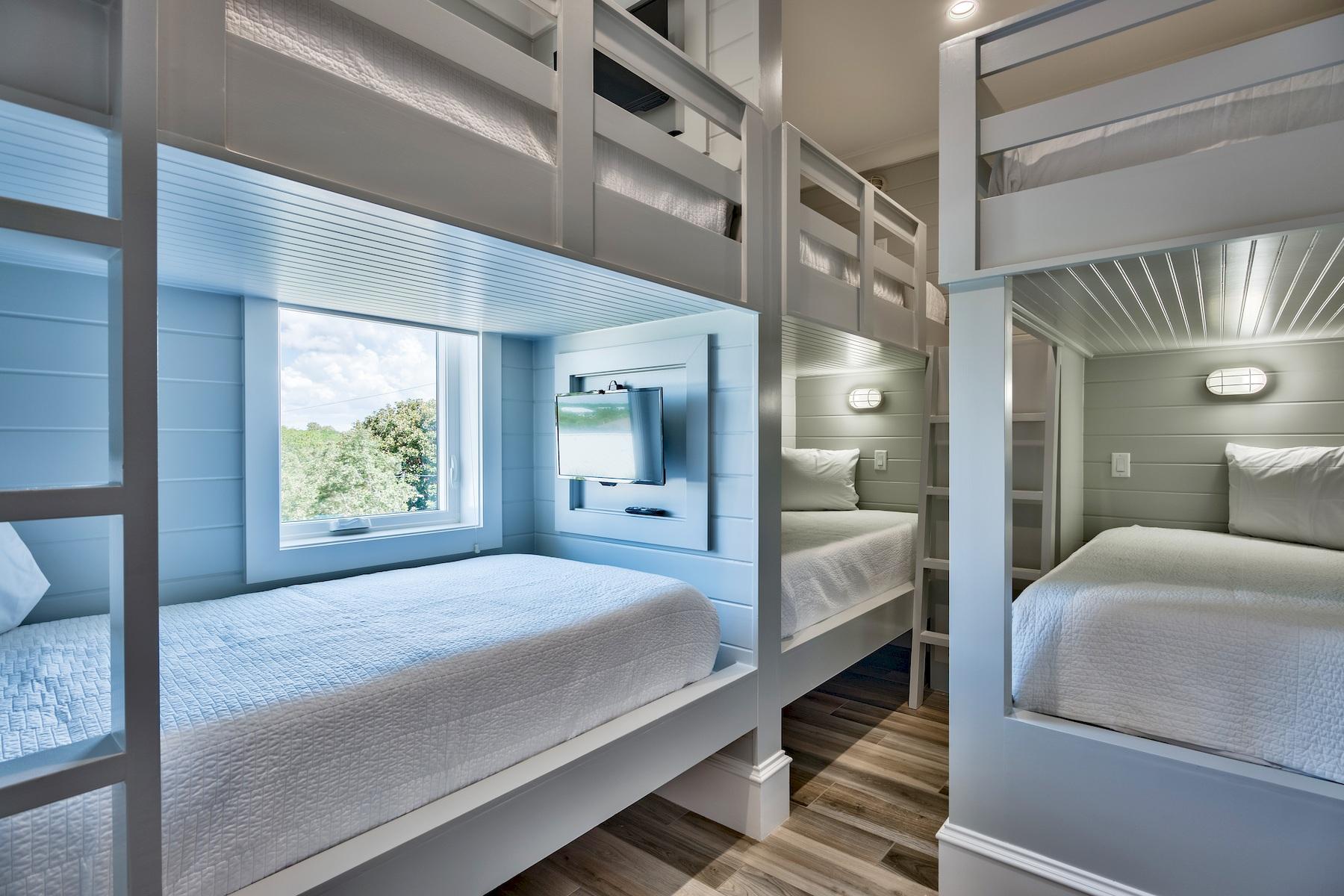 FRANGISTA BEACH 1ST ADDN - Residential