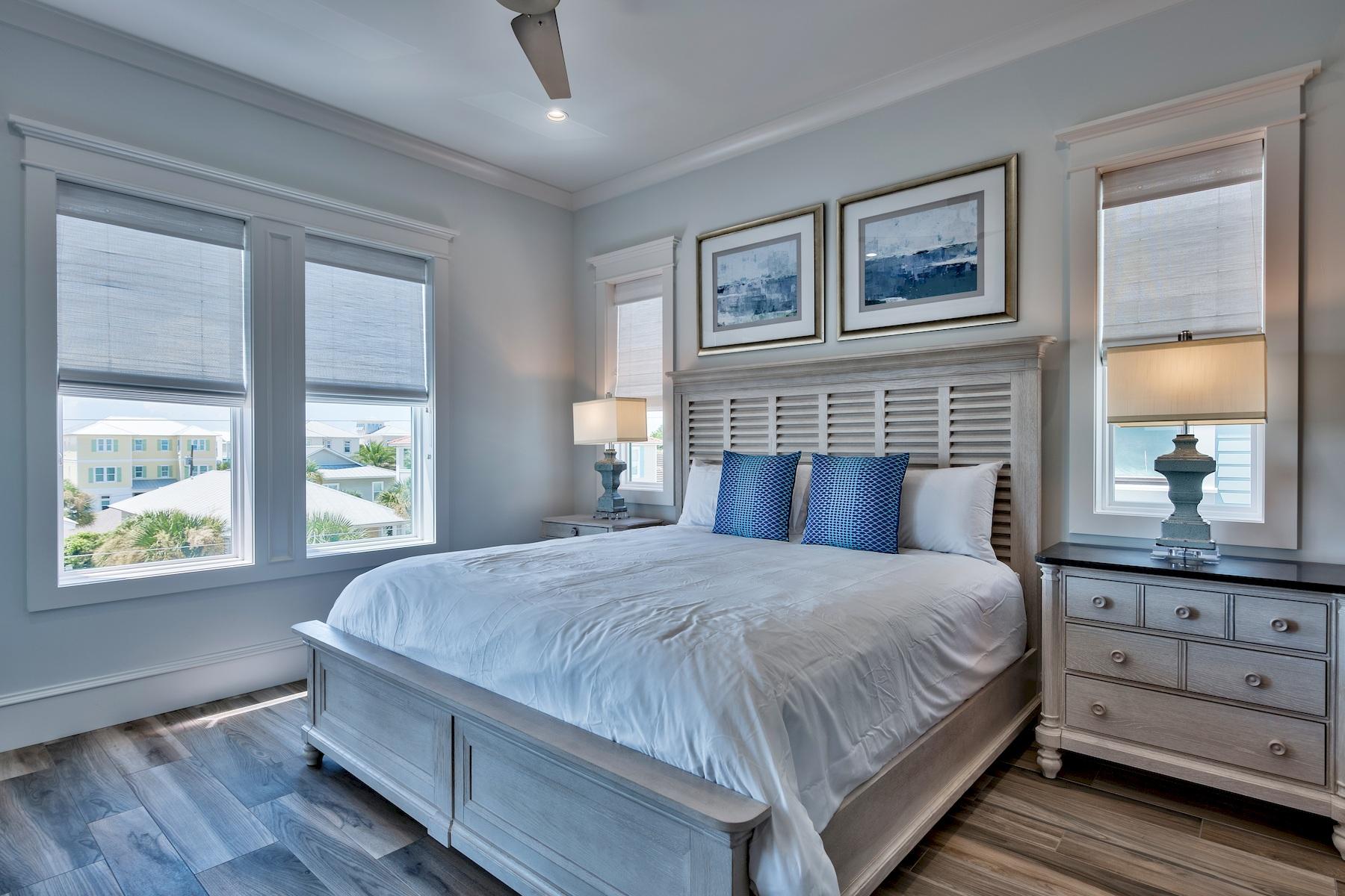 FRANGISTA BEACH 1ST ADDN - Residential