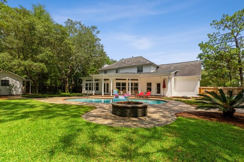 ROCKY BAYOU ESTATES - Residential
