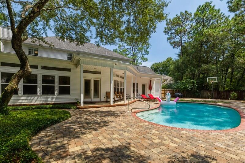 ROCKY BAYOU ESTATES - Residential