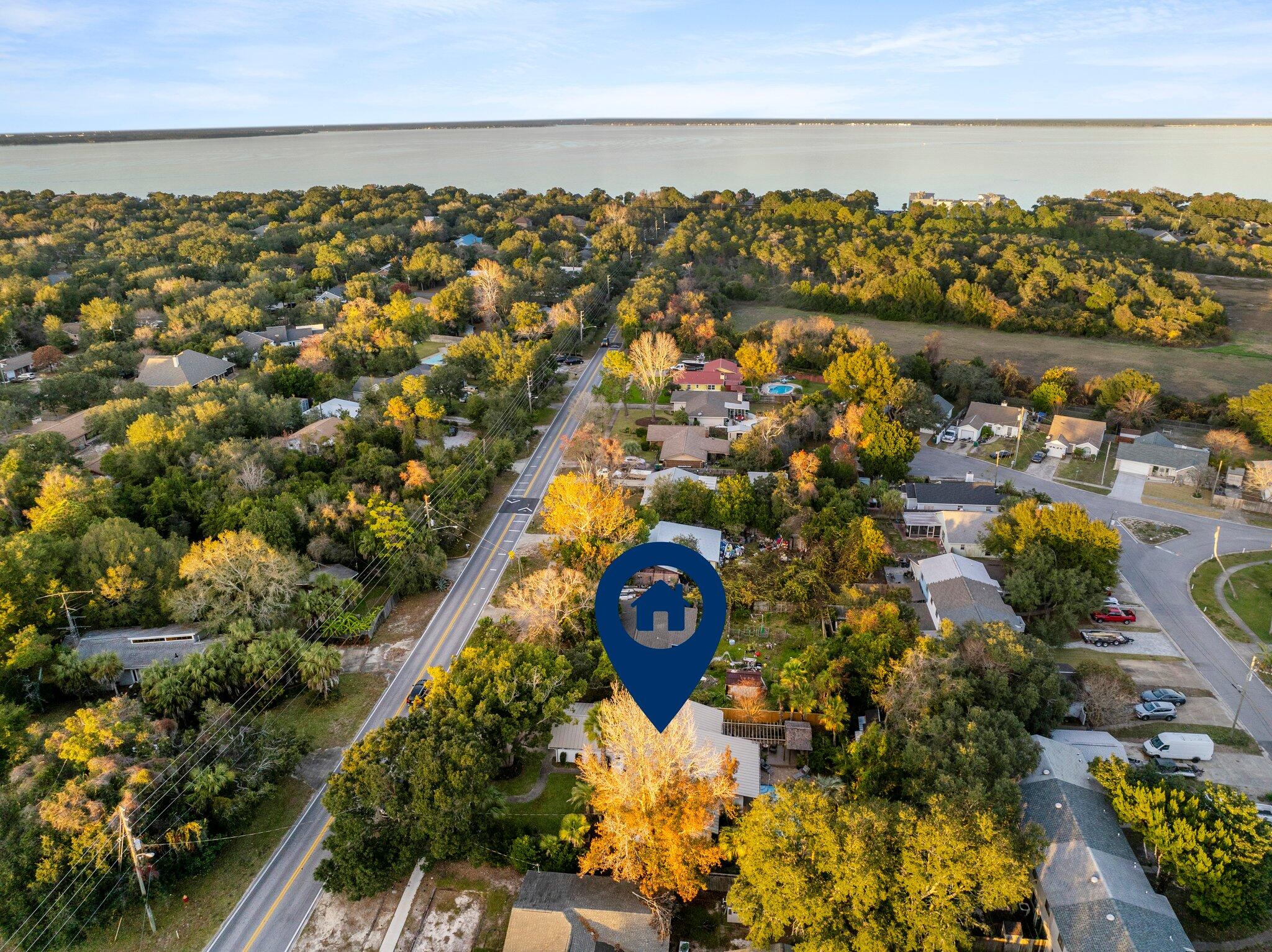 LAKESIDE VILLAGE - Residential