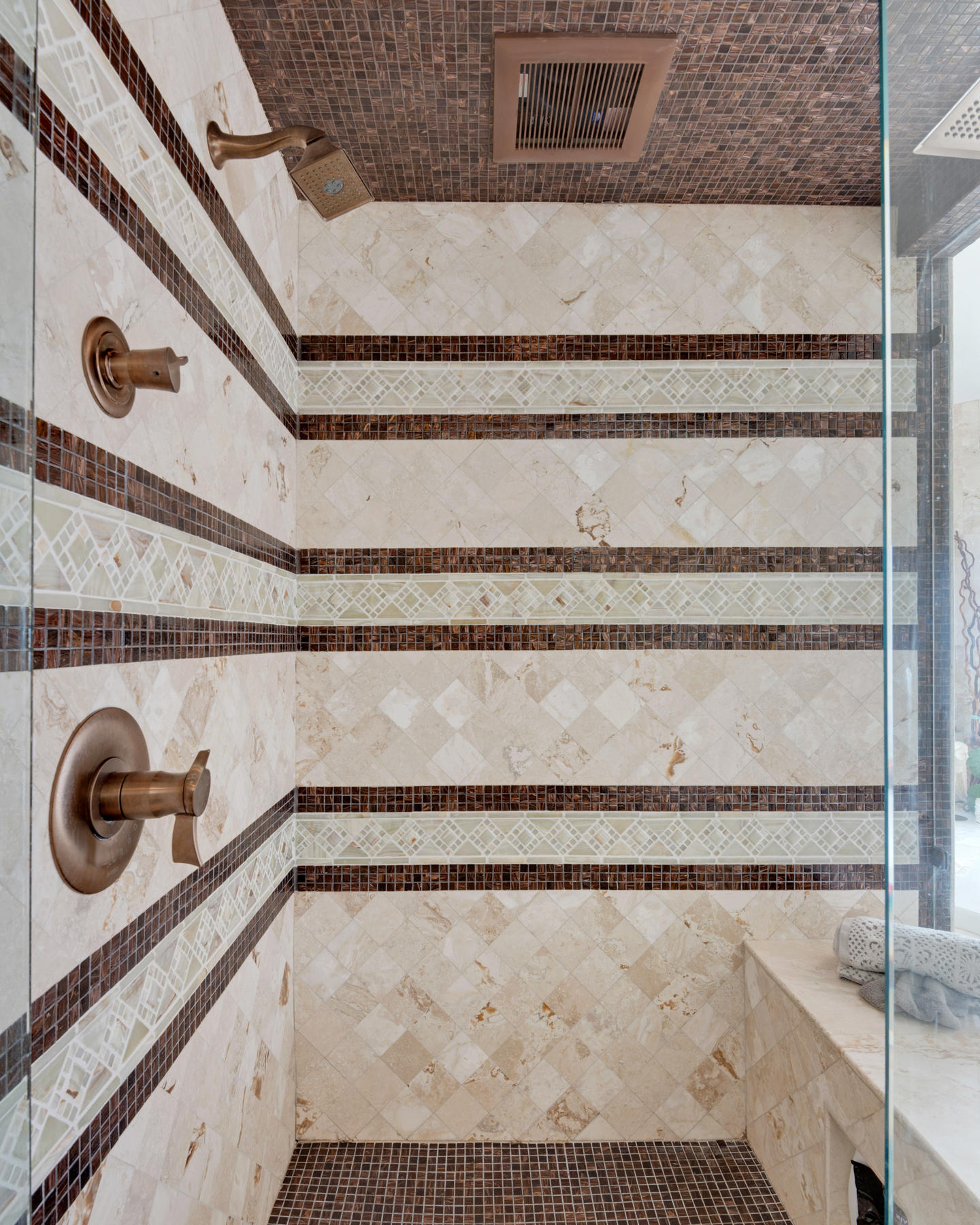 WATERVIEW TOWERS YACHT CLUB - Residential