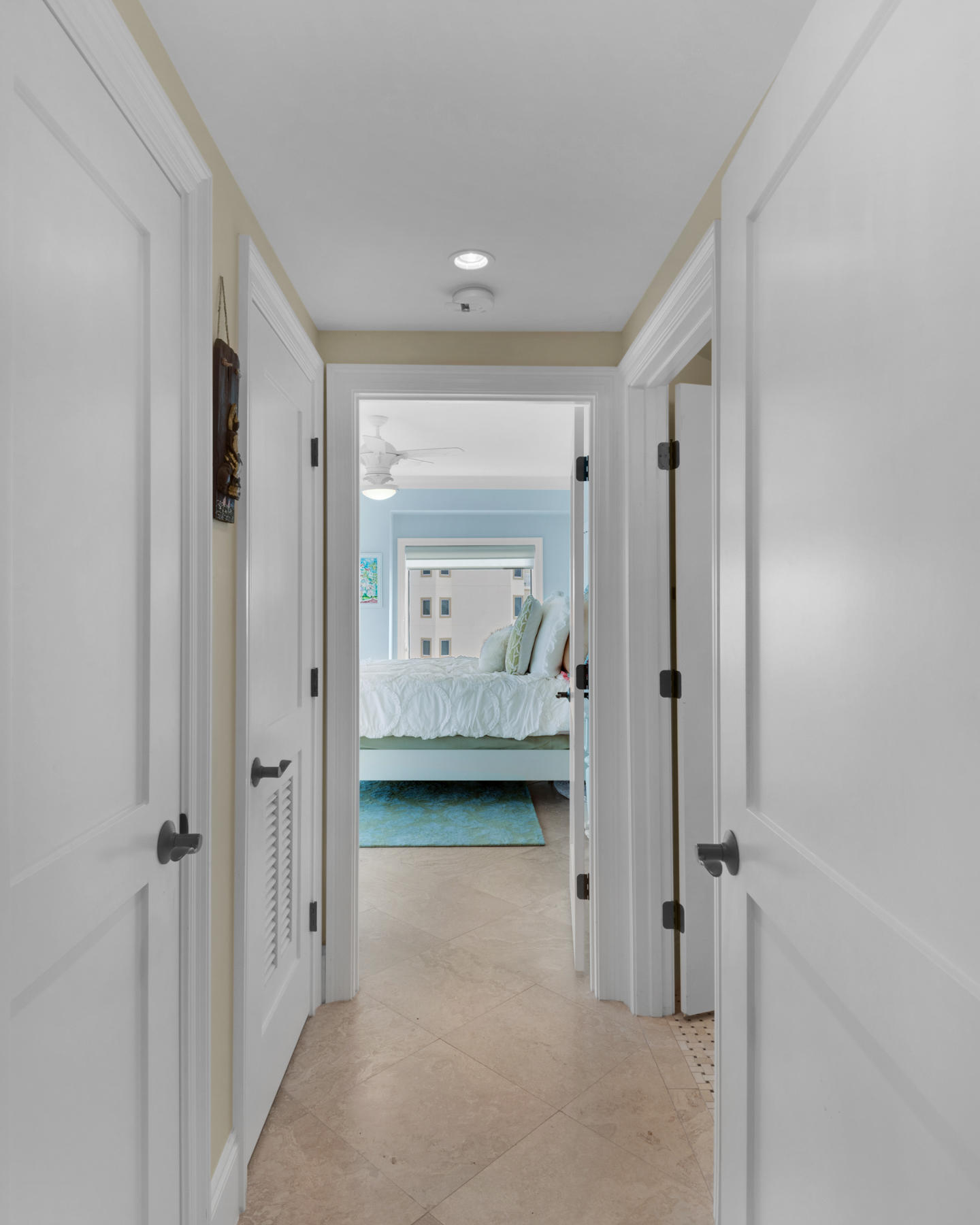 WATERVIEW TOWERS YACHT CLUB - Residential