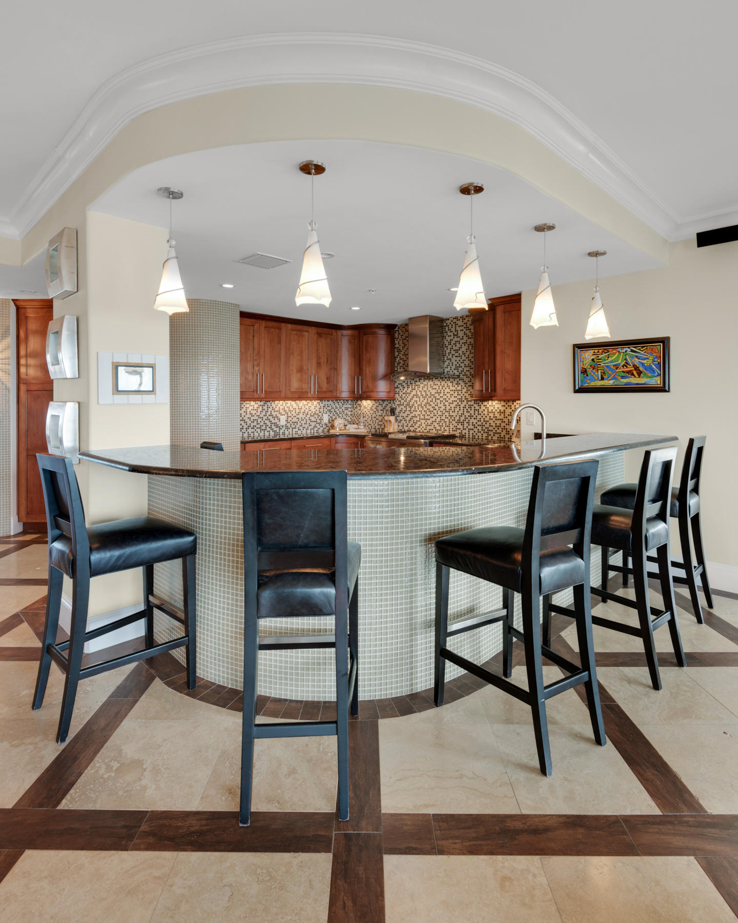 WATERVIEW TOWERS YACHT CLUB - Residential