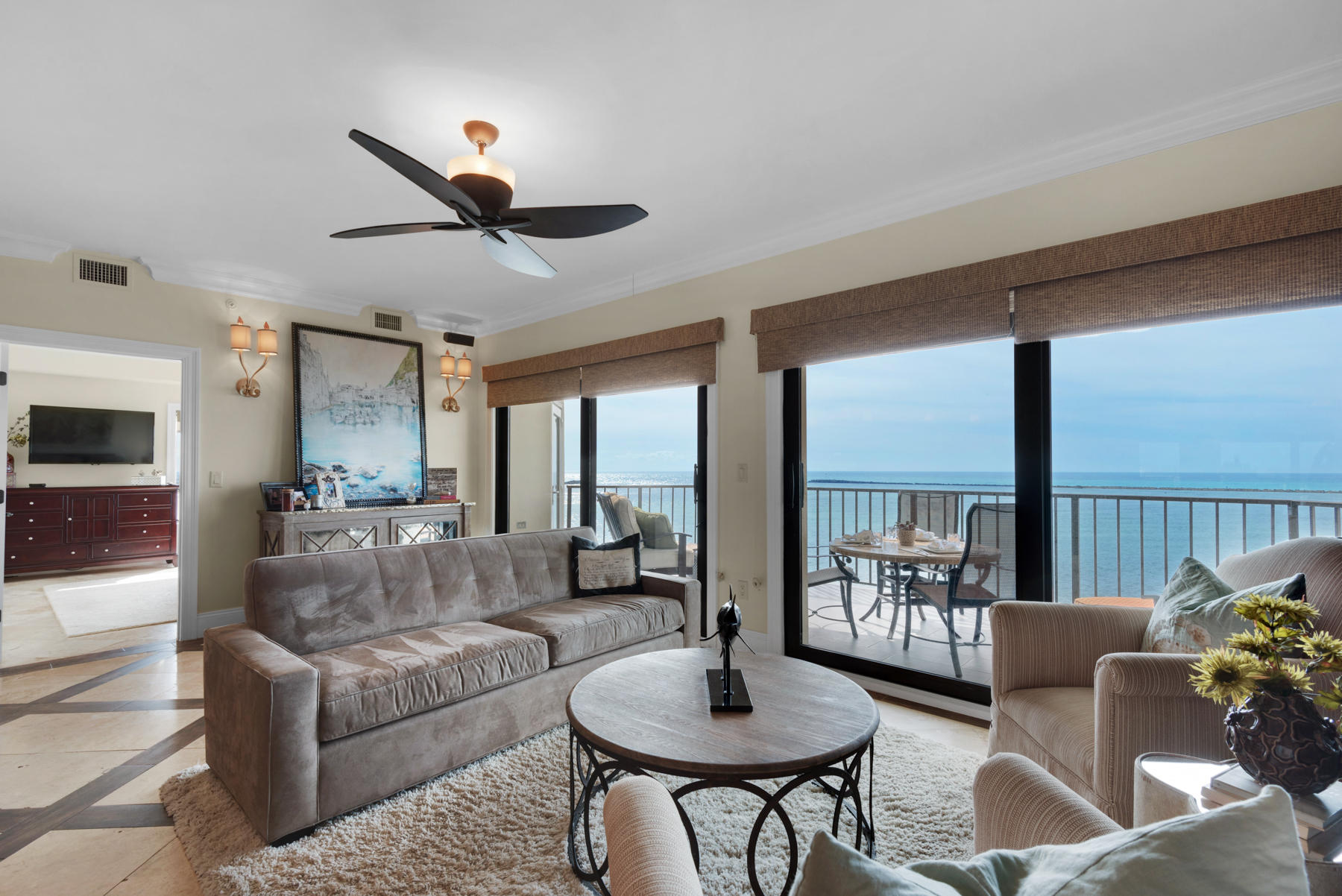 WATERVIEW TOWERS YACHT CLUB - Residential