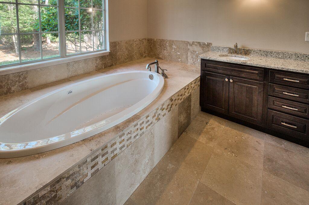 BURNT PINE - Residential