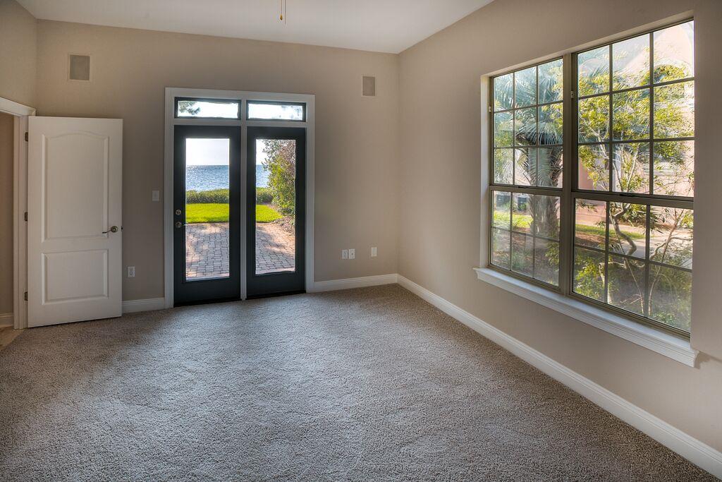 BURNT PINE - Residential