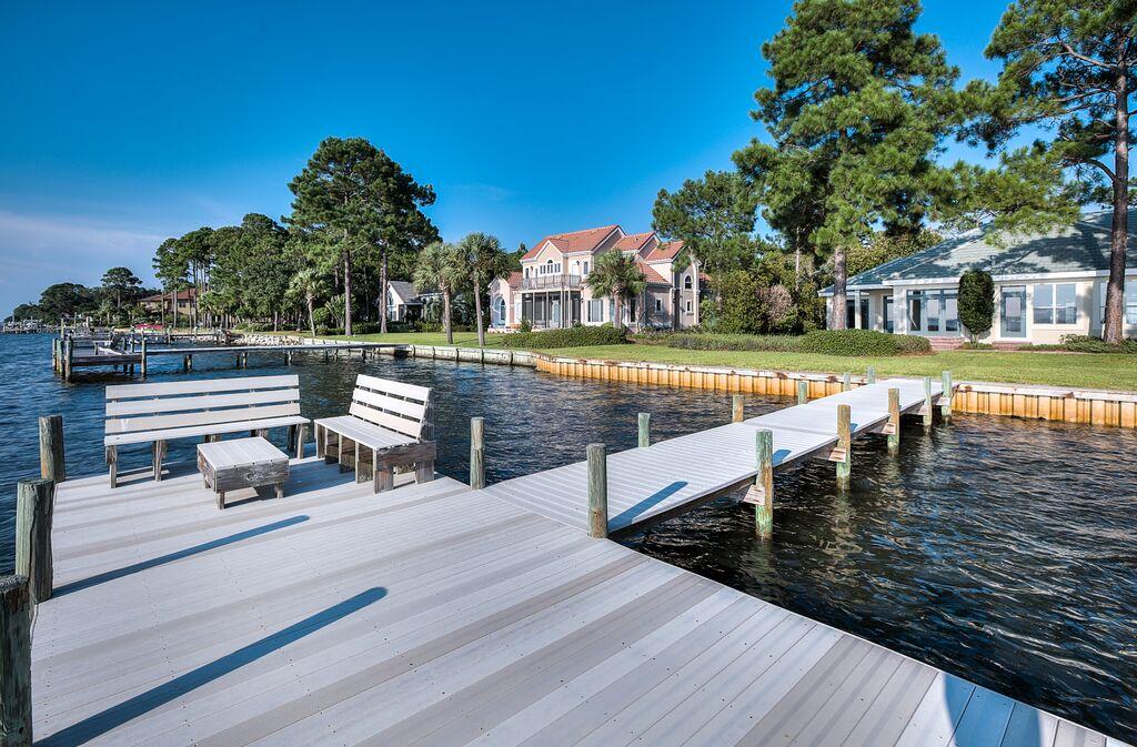 BURNT PINE - Residential