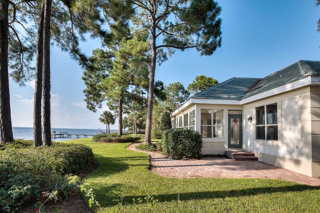 BURNT PINE - Residential