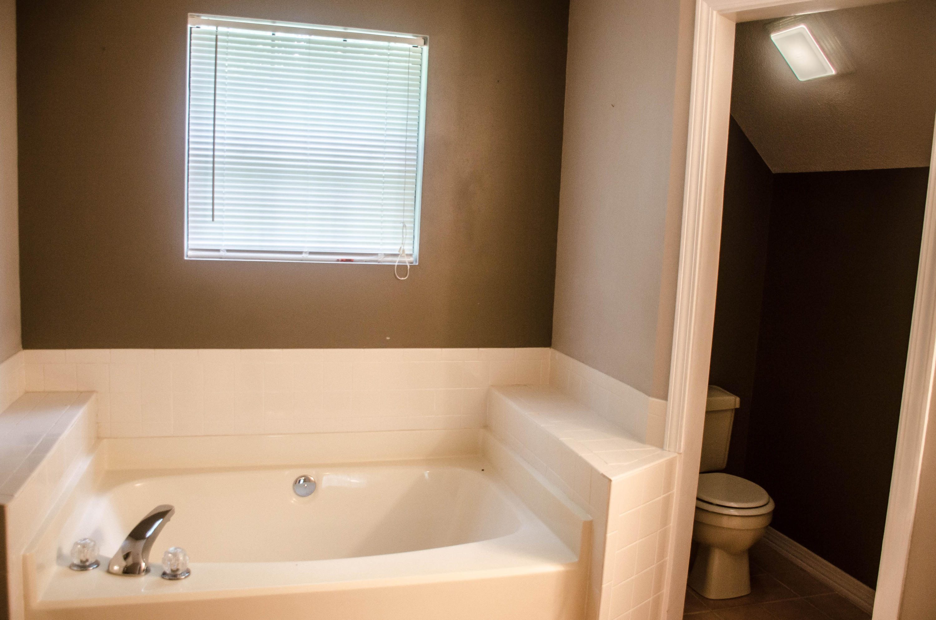 FOXWOOD ESTATES 1 - Residential