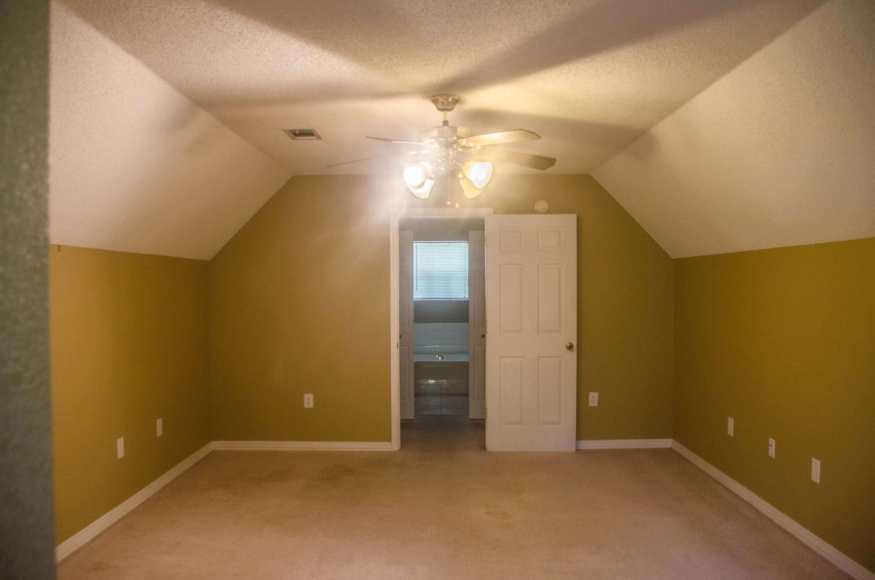 FOXWOOD ESTATES 1 - Residential