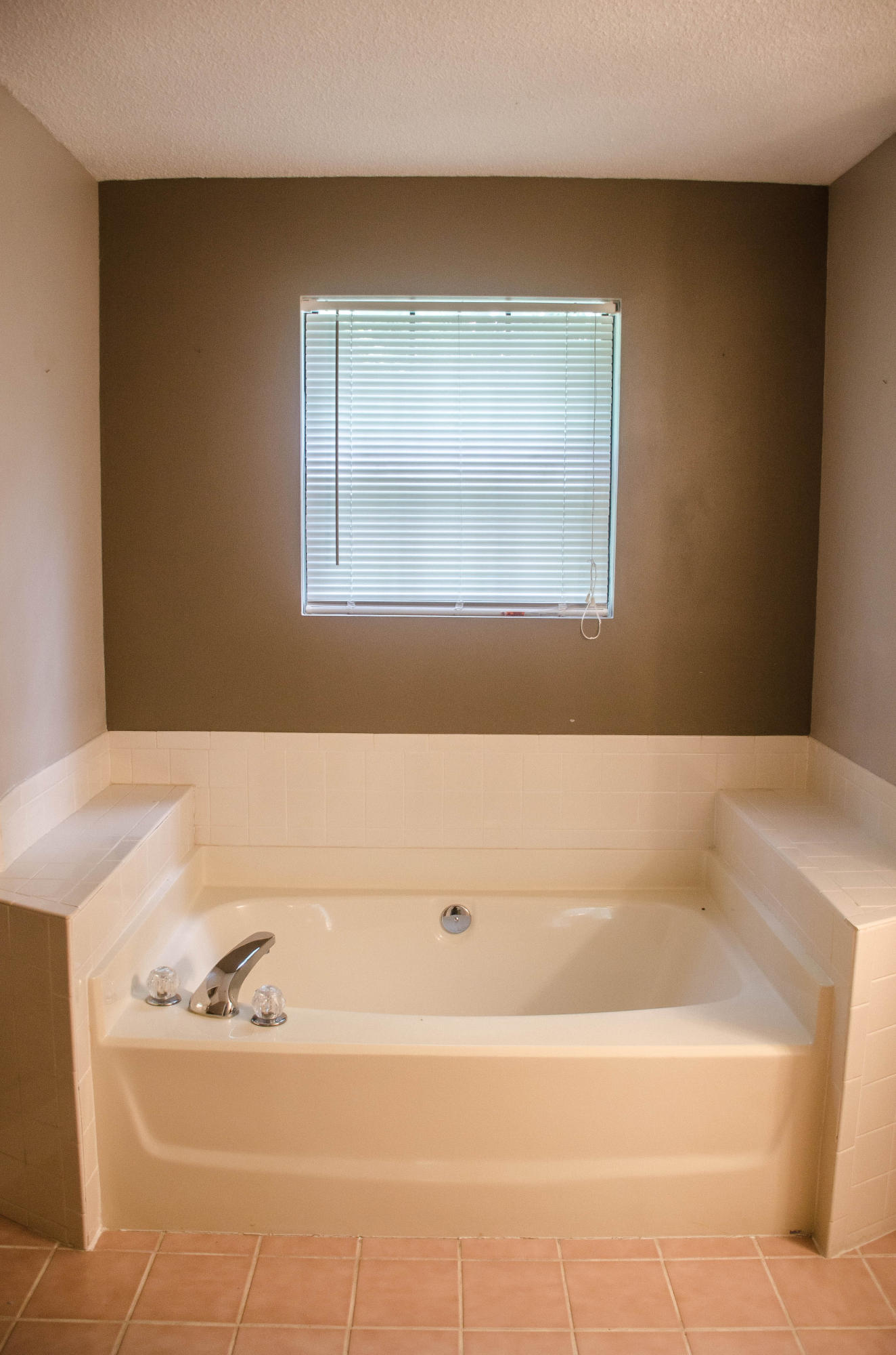 FOXWOOD ESTATES 1 - Residential