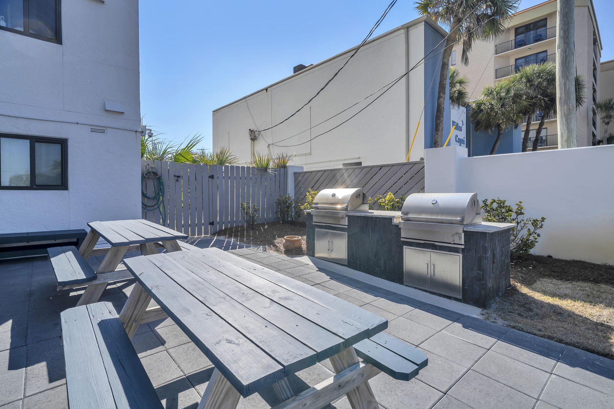 SURF DWELLER CONDO - Residential