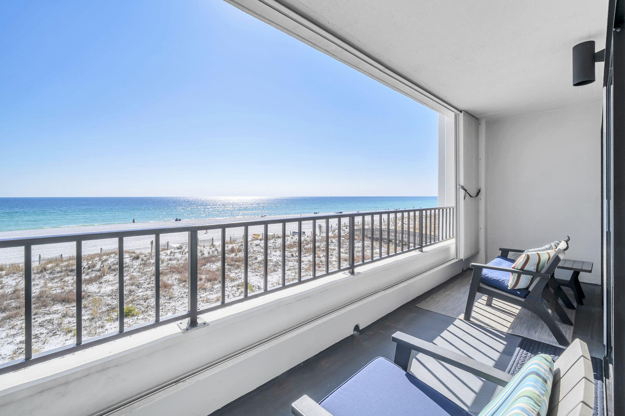 SURF DWELLER CONDO - Residential