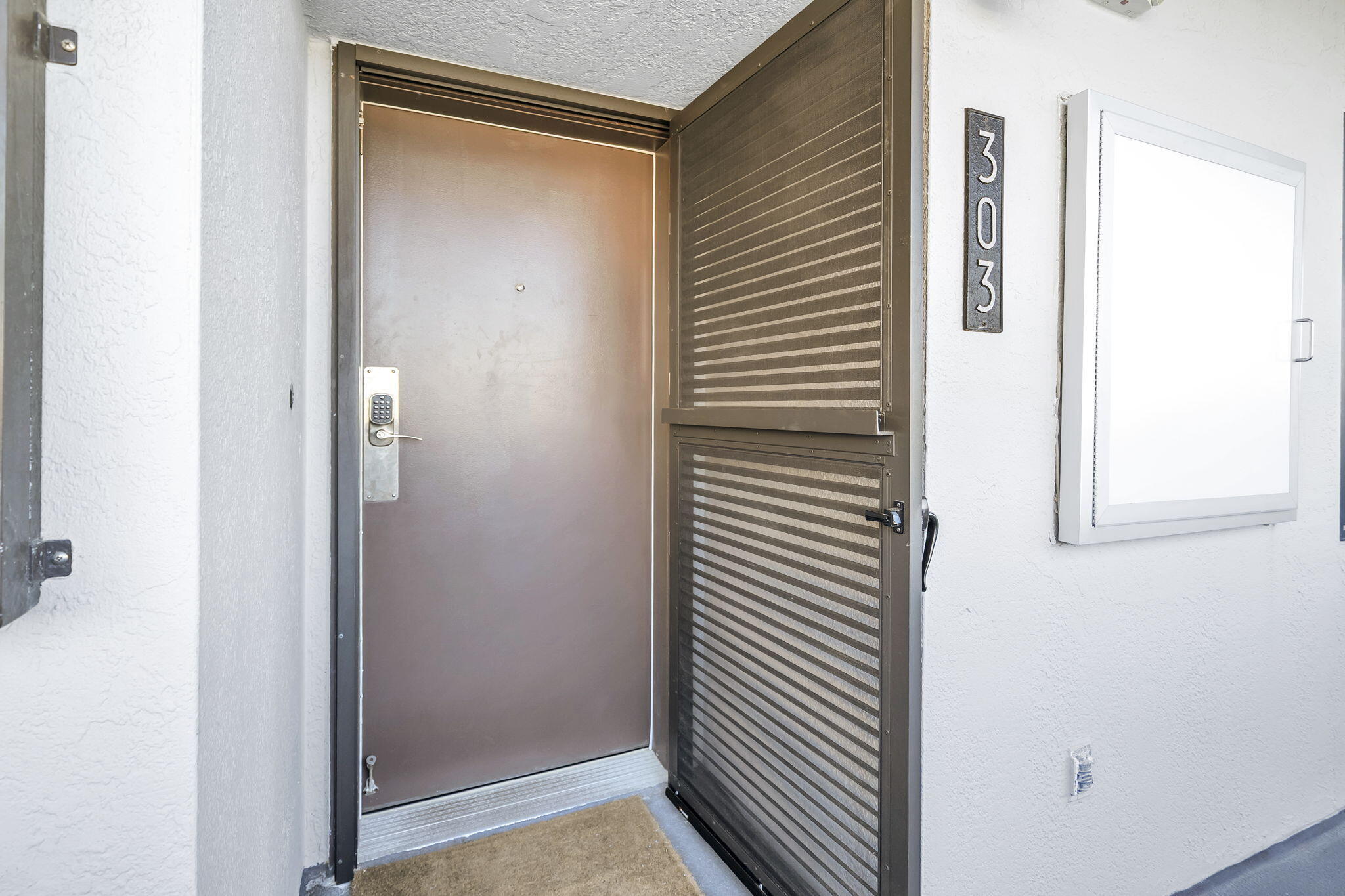 SURF DWELLER CONDO - Residential