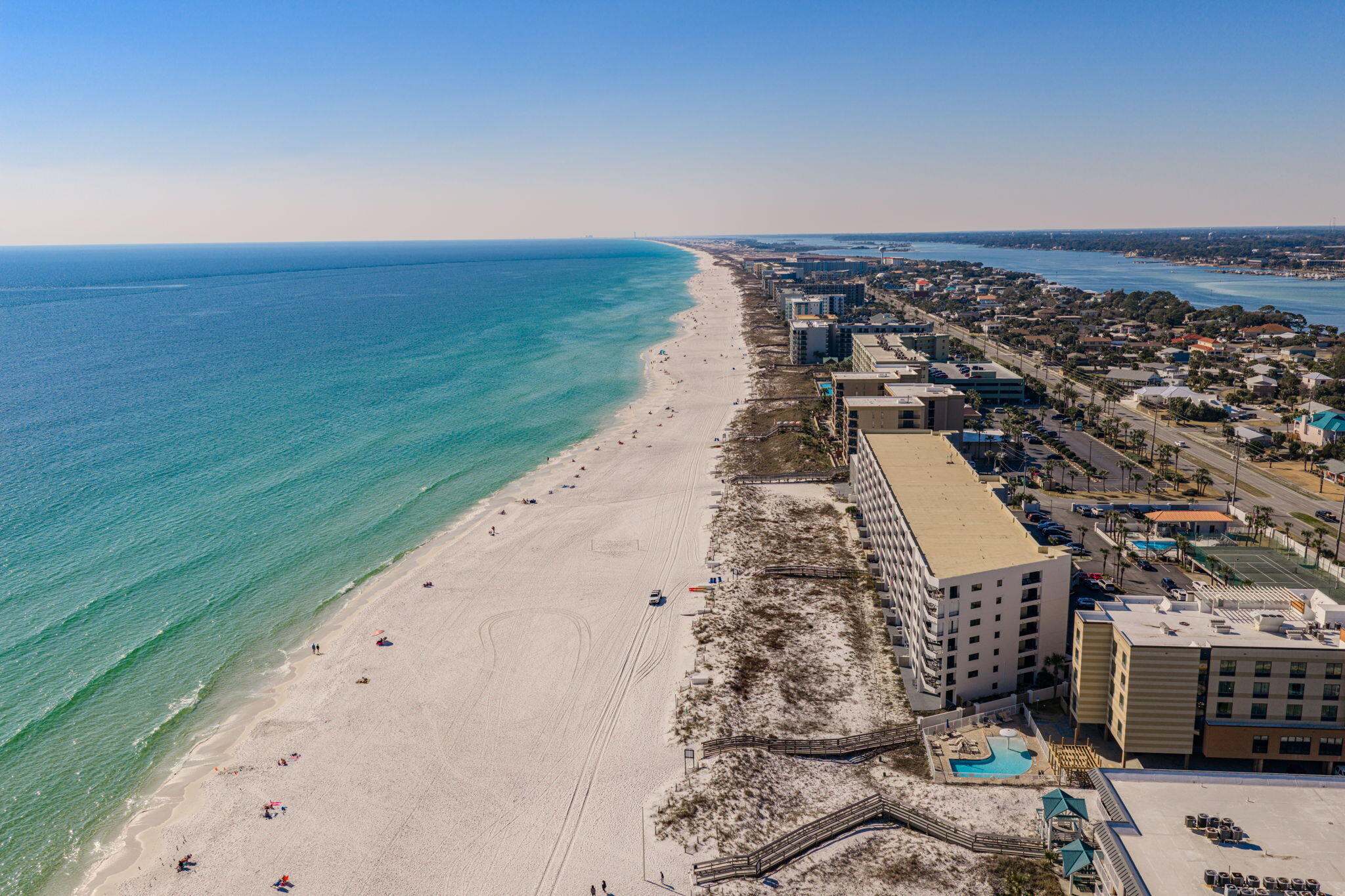 SURF DWELLER CONDO - Residential