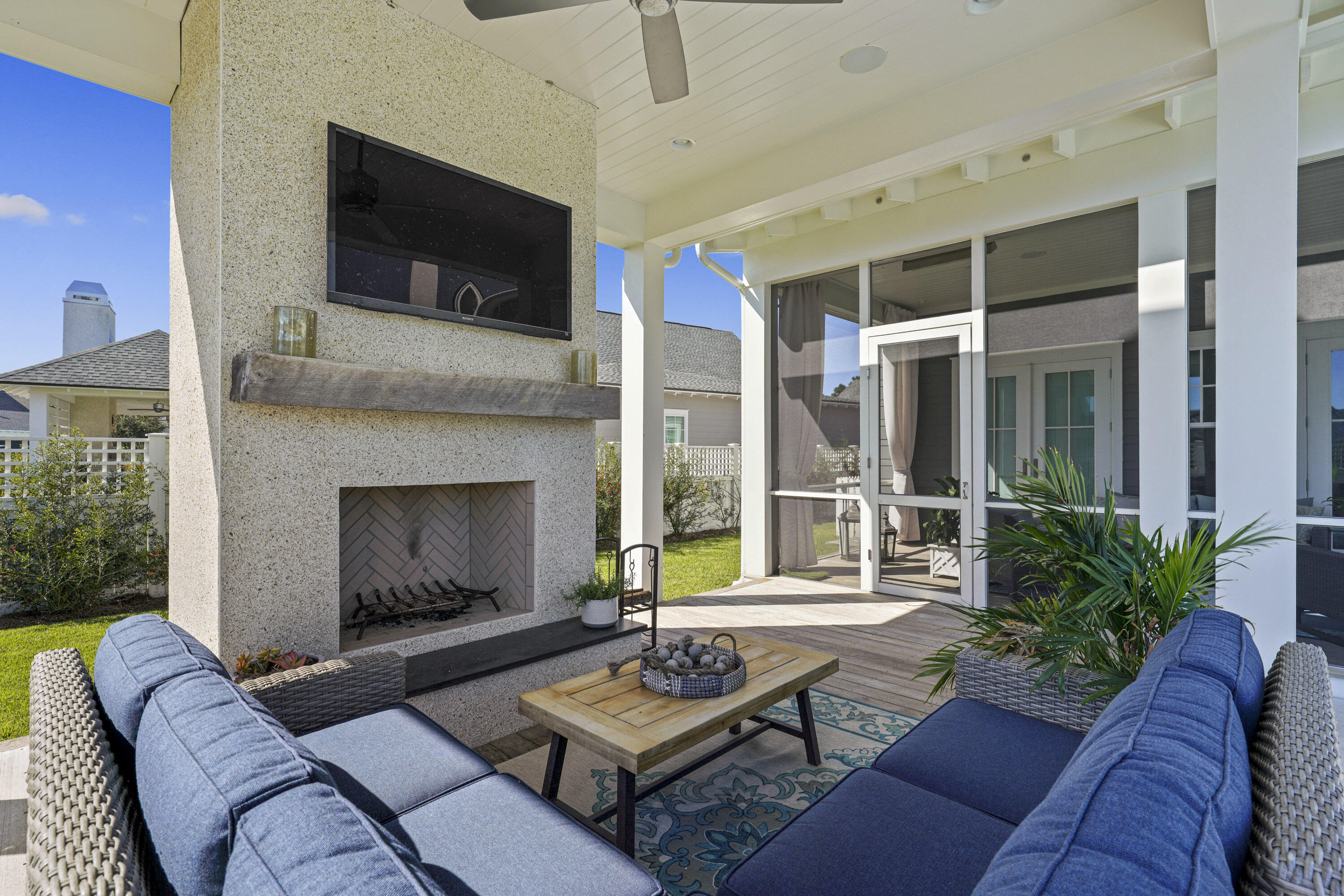 WATERSOUND ORIGINS - Residential