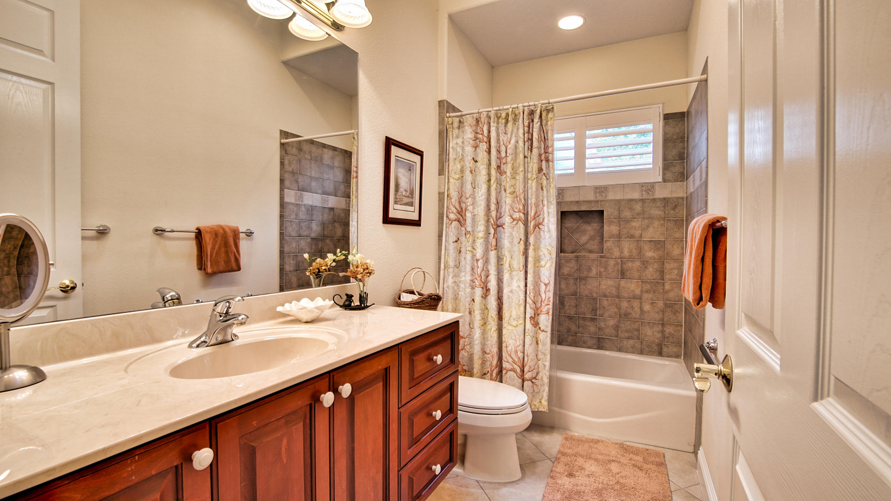 HIDDEN CREEK ESTATES AT HOLLEY BY THE SEA - Residential