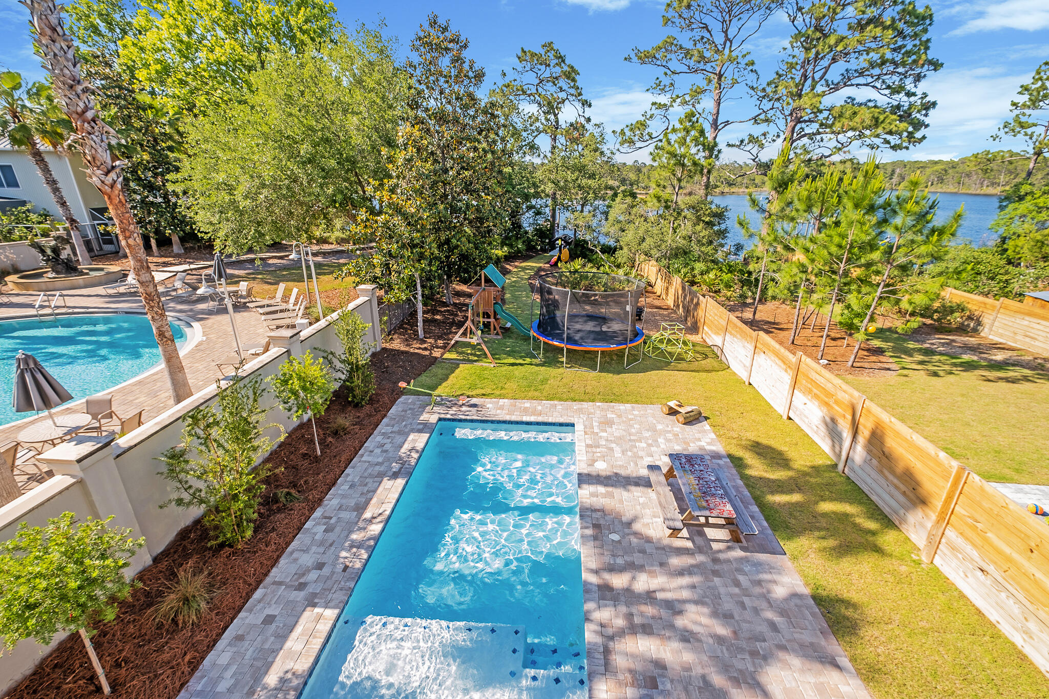Dulce Lane - Residential