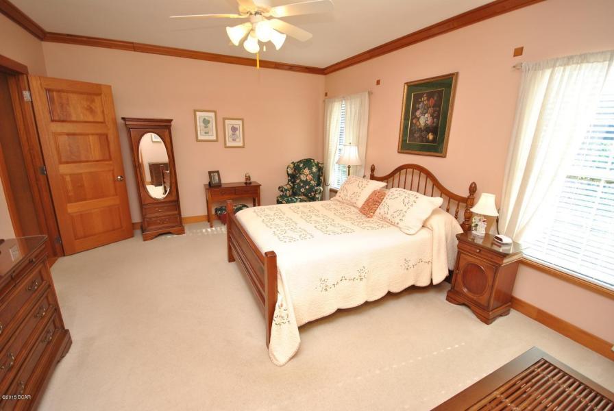 Lake Shore Estates - Residential