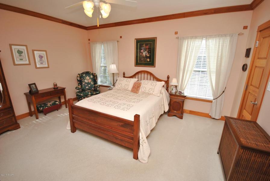 Lake Shore Estates - Residential