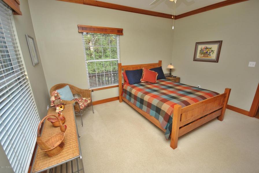 Lake Shore Estates - Residential